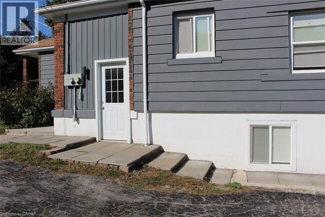 238 Sanatorium Rd in Hamilton, ON - Building Photo - Building Photo