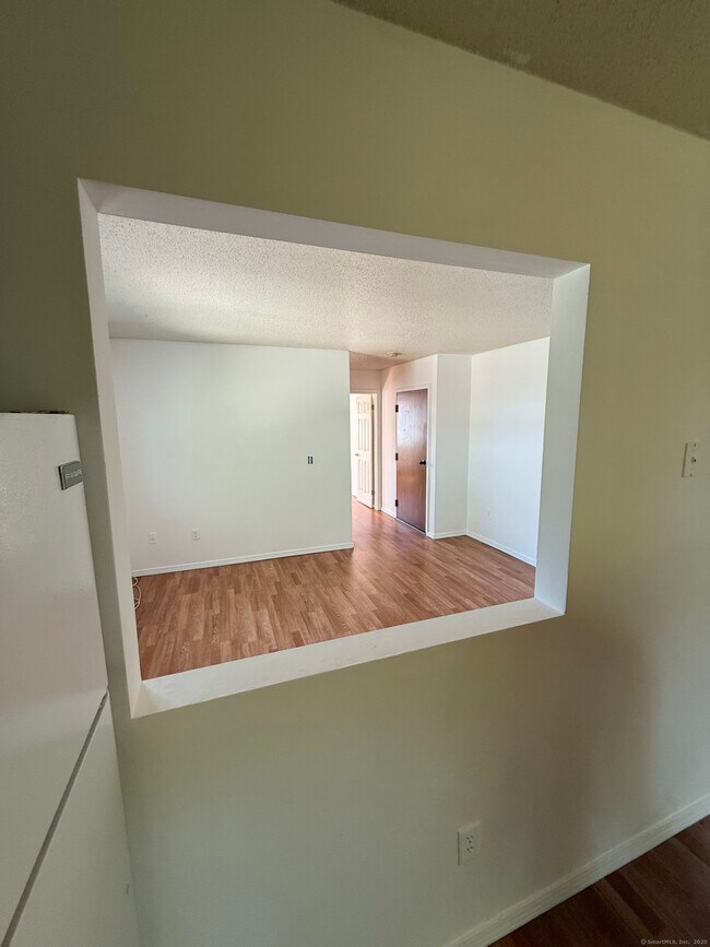 35 Woodward Ave in Waterbury, CT - Building Photo - Building Photo