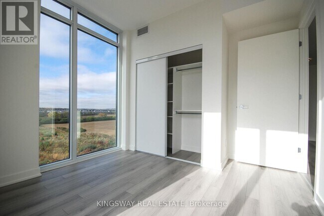 property at 3071 Trafalgar Rd