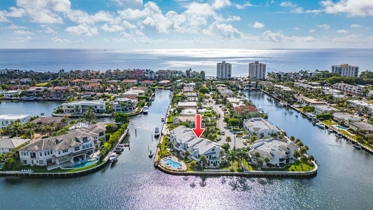 1005 Bel Air Dr in Highland Beach, FL - Building Photo