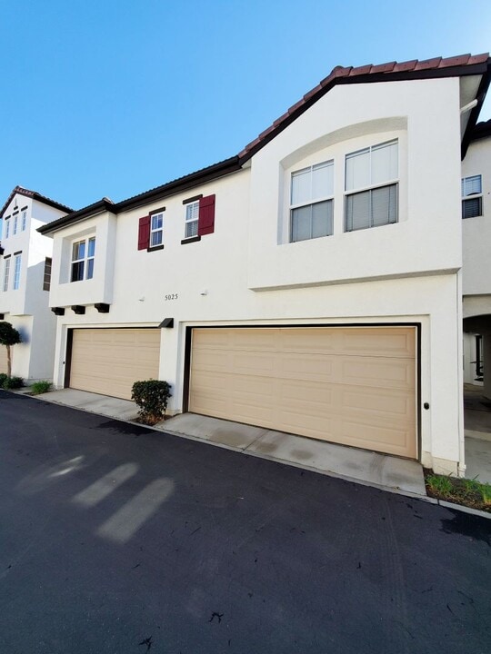 5025 Gavilan Way in Oceanside, CA - Building Photo