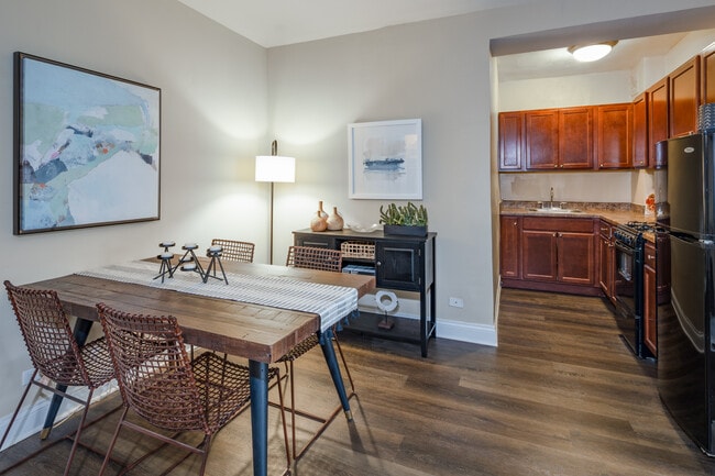 The Flamingo Apartments in Chicago, IL - Foto de edificio - Interior Photo