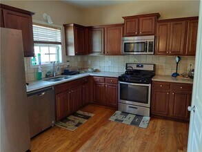 13 Burns View Ct in Lawrenceville, GA - Building Photo - Building Photo