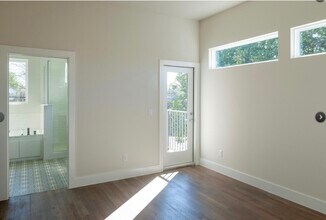 5209 Nichols St in Houston, TX - Building Photo - Building Photo