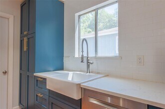 7808 Clydesdale Dr in Austin, TX - Building Photo - Building Photo