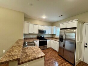 145 Bruin Dr in Florence, AL - Building Photo - Building Photo