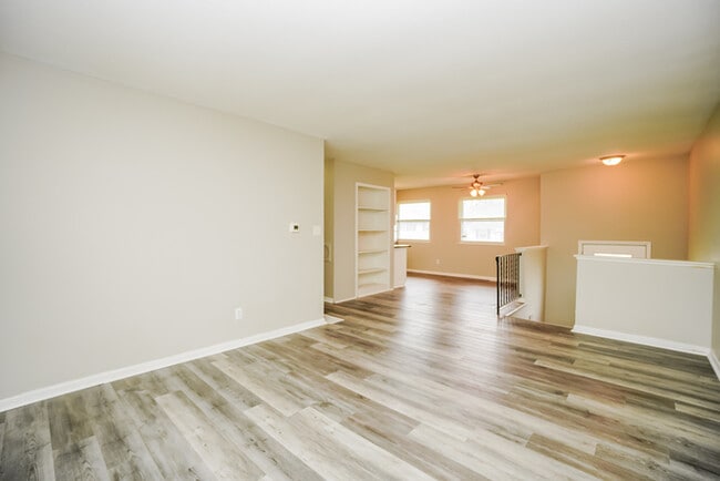 1526 Burley Dr in Columbus, OH - Building Photo - Building Photo