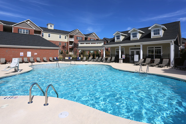 The Reserve at Brookberry Farm in Winston-Salem, NC - Foto de edificio - Building Photo