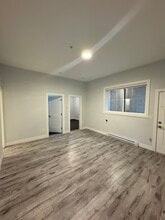 8016 Annis Rd in Chilliwack, BC - Building Photo - Building Photo