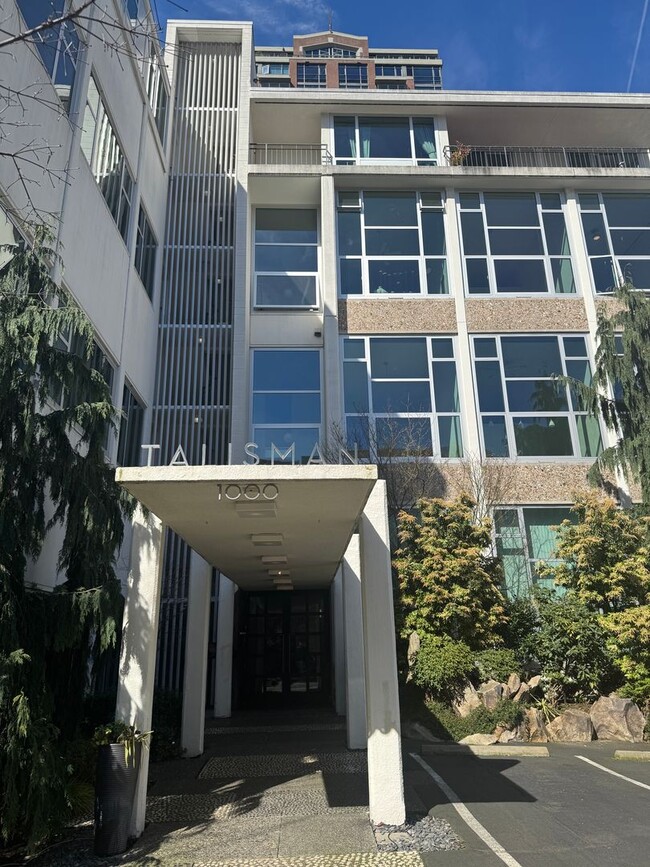 property at 1000 Union St