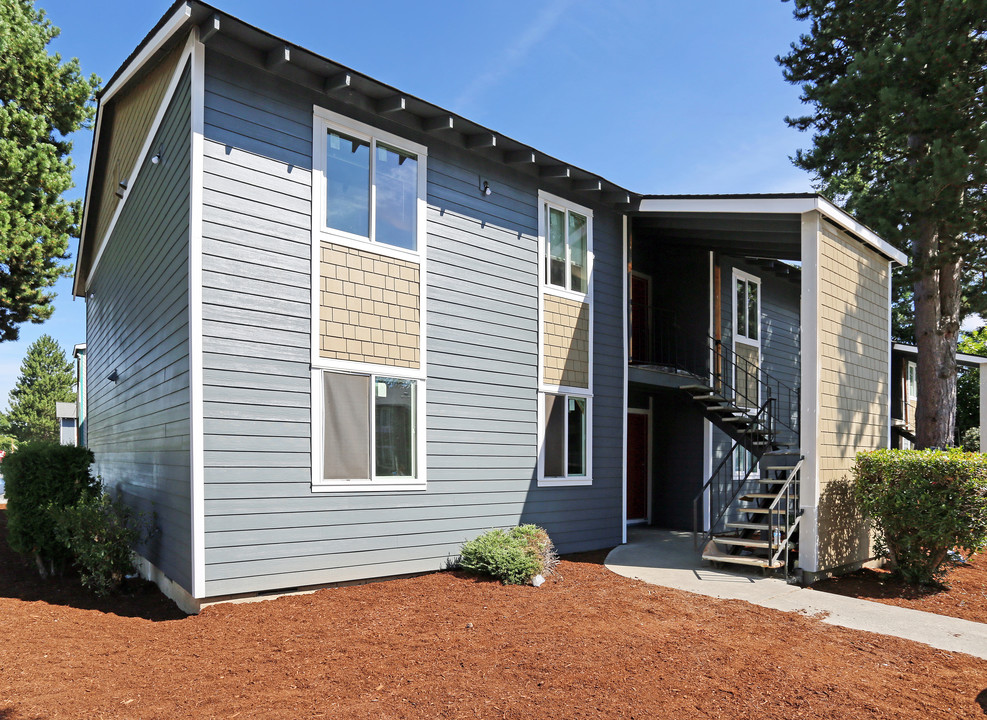 Avaire Apartments in Everett, WA - Building Photo