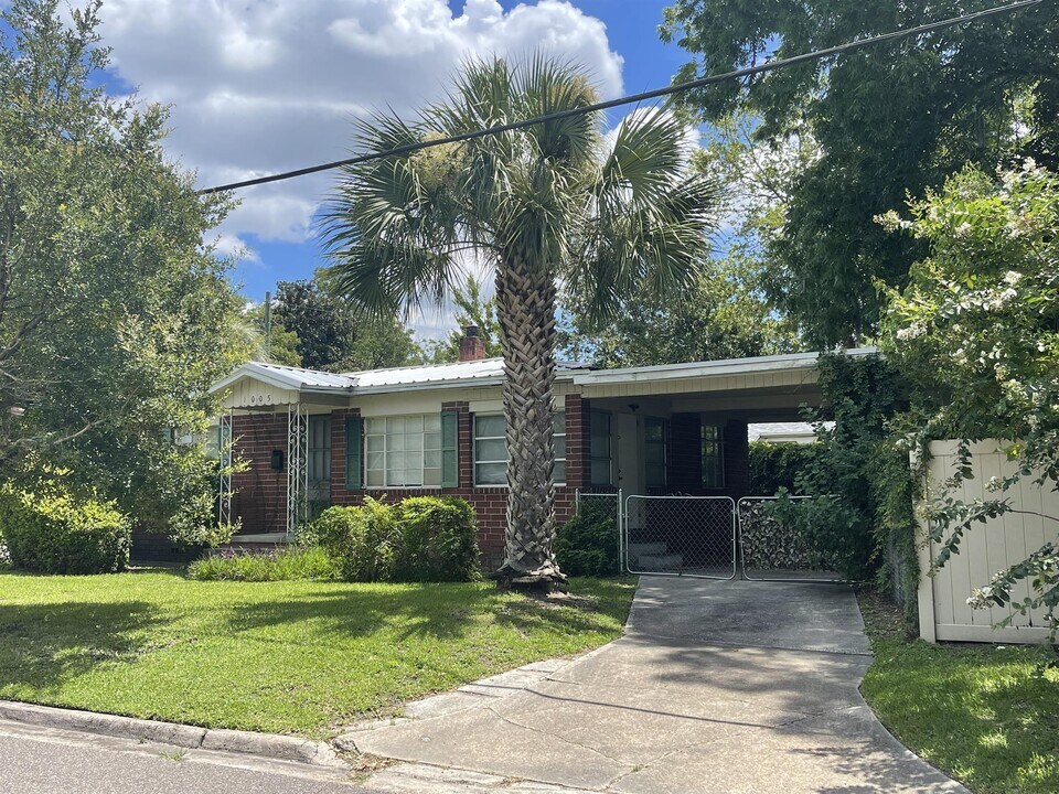 1005 Murray Dr in Jacksonville, FL - Building Photo