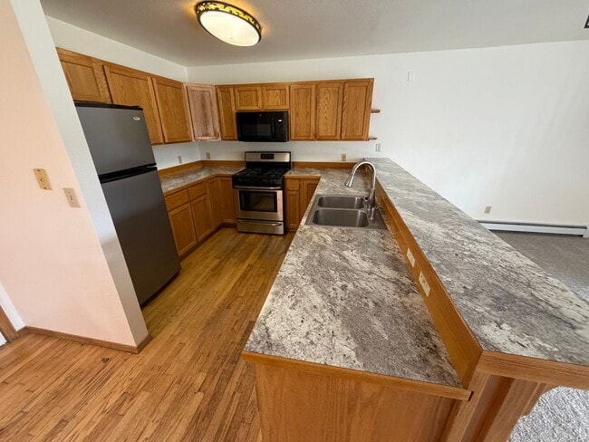 property at 204 S Yellowstone Ave