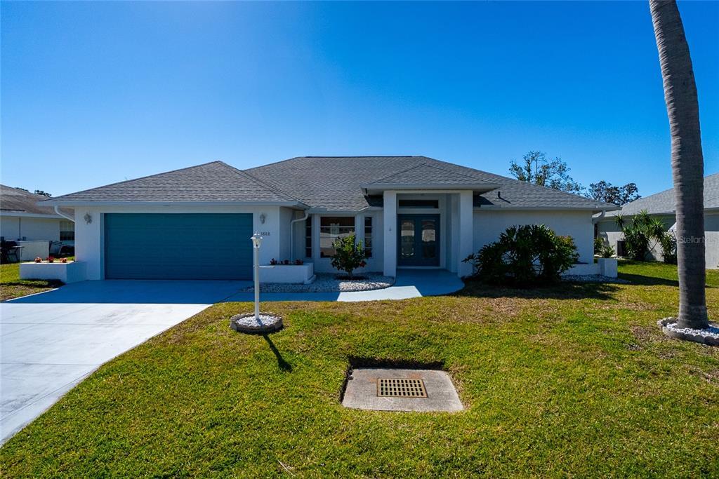 5888 Garfield Rd in Venice, FL - Building Photo