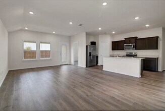 3428 Sweetwater Way in Sherman, TX - Building Photo - Building Photo