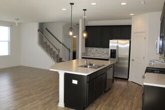 1390 Sarah Way in Avon, IN - Building Photo - Building Photo