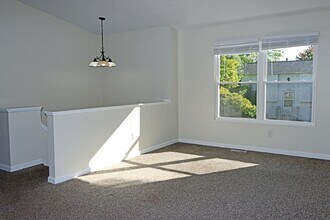 7701 Flynnway Dr in Columbus, OH - Building Photo - Building Photo