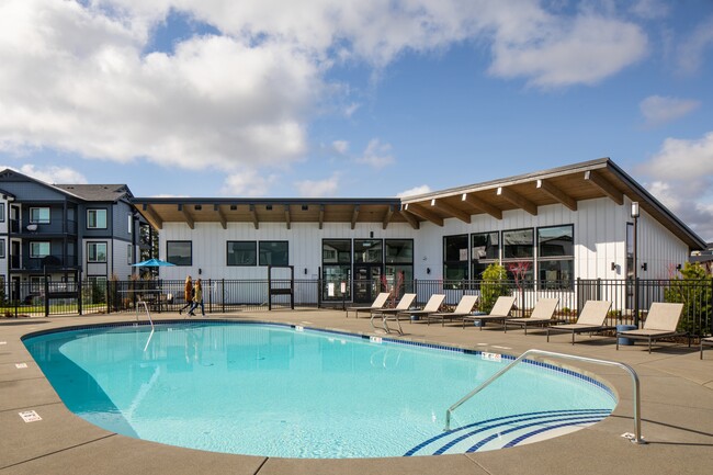 Glacier Run Apartments in Puyallup, WA - Foto de edificio - Building Photo