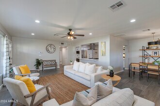 4035 E Indianola Ave in Phoenix, AZ - Building Photo - Building Photo