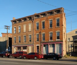 124-128 W Liberty in Cincinnati, OH - Building Photo - Building Photo