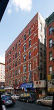 118 Eldridge St in New York, NY - Building Photo - Building Photo