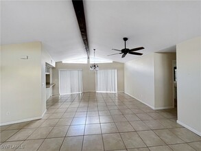 2831 SE 19th Pl in Cape Coral, FL - Foto de edificio - Building Photo