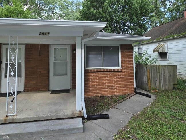 3911 Aurora St in Indianapolis, IN - Building Photo - Building Photo