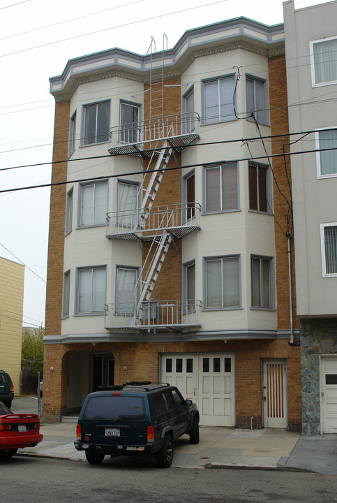 430 15th Ave in San Francisco, CA - Building Photo