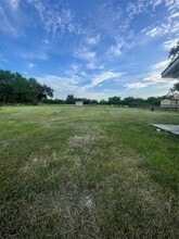 4457 County Rd 537 in Alvin, TX - Building Photo - Building Photo