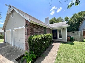 9212 Kempler Dr in Austin, TX - Building Photo