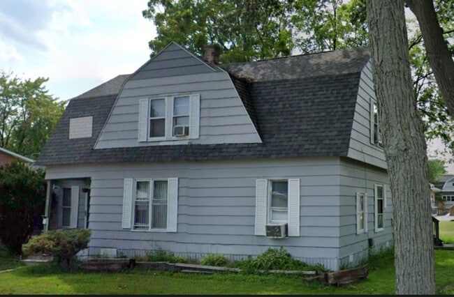 property at 1737 Durand St