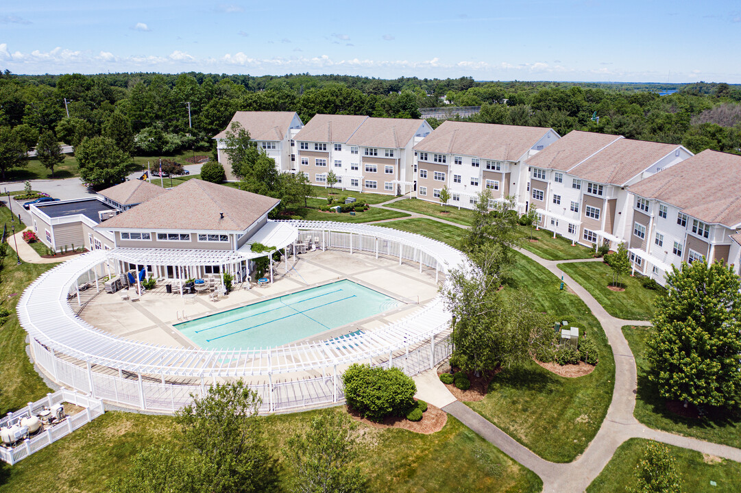 Chestnut Farm Apartments in Raynham, MA - Building Photo