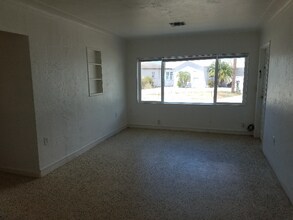 13406 Boca Ciega Ave in Madeira Beach, FL - Foto de edificio - Building Photo