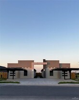 1801 W Violet Dr in Pharr, TX - Building Photo