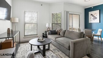 19275 Stone Oak Pkwy, Unit 1325 in San Antonio, TX - Building Photo