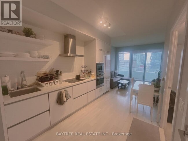 property at 2221 Yonge St