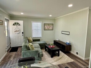 25620 Tecla Ave in Warren, MI - Building Photo - Building Photo