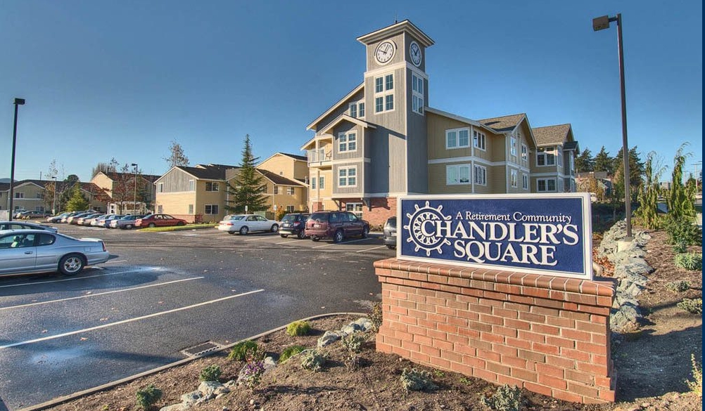 Chandler's Square Retirement Community in Anacortes, WA - Foto de edificio