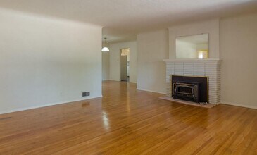 3600 Calle del Sol NE in Albuquerque, NM - Building Photo - Building Photo