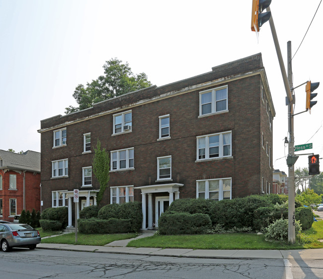 229-231 Hess St S in Hamilton, ON - Building Photo - Building Photo