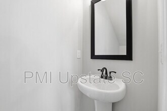 107 Virginia Ave in Greenville, SC - Building Photo - Building Photo