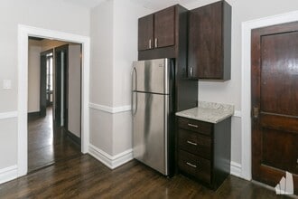 3827 N Drake Ave, Unit #  03 in Chicago, IL - Foto de edificio - Building Photo