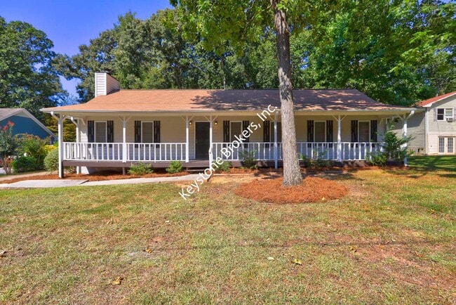property at 4090 Knotty Oak Trail