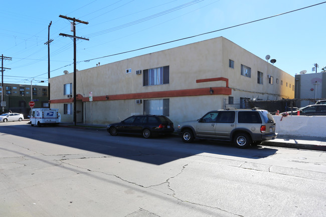 Weddington Arms in North Hollywood, CA - Foto de edificio - Building Photo