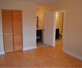 8635 SW 152nd Ave-Unit -225 in Miami, FL - Foto de edificio - Building Photo