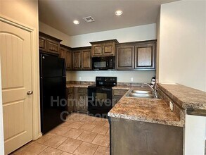 1003 SW 92nd St in Oklahoma City, OK - Building Photo - Building Photo