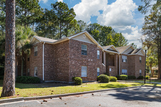 Magnolia Park in Beaufort, SC - Foto de edificio - Building Photo