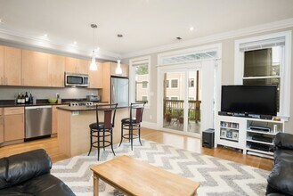 580 E 3rd St in Boston, MA - Building Photo - Building Photo