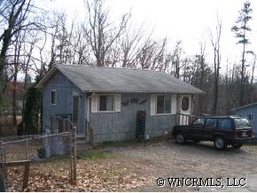 6-8 Echo Ln in Asheville, NC - Building Photo - Building Photo