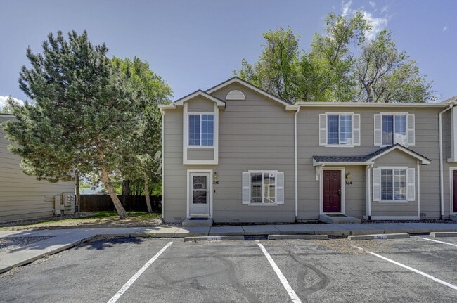 property at 392 Kitfield View